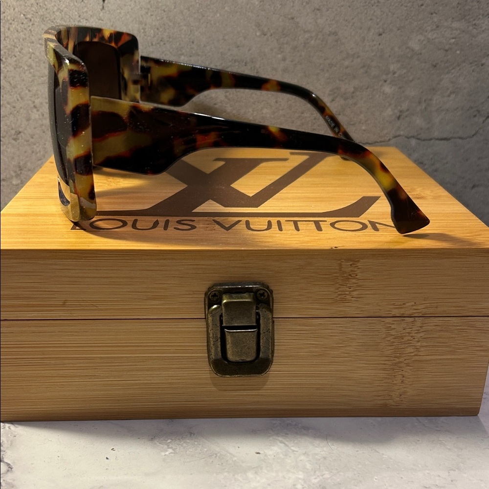 Tortoise Shell Sunglasses - Picture 2 of 2